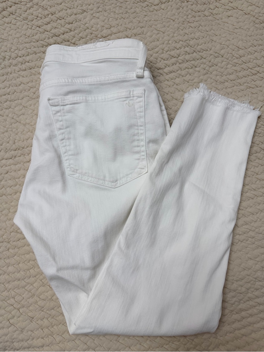 Rag & Bone sz 27 Women’s White Ankle boyfriend Raw-Hem Jeans